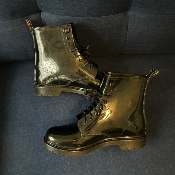 Michael Michael Kors Tavie Rain Bootie Black 10 - Picture 2 of 4